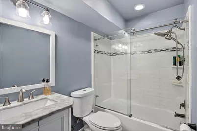 7822 Holmes Run Drive, Falls Church, VA 22042 - Photo 34