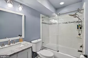 7822 Holmes Run Dr, Falls Church, VA 22042 - Photo 34