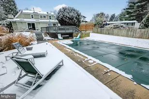 7822 Holmes Run Dr, Falls Church, VA 22042 - Photo 38