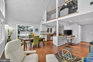 7822 Holmes Run Dr, Falls Church, VA 22042 - Photo 50