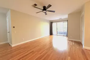 12012 Golf Ridge Ct, Fairfax, VA 22033 - Photo 8