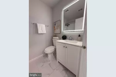 8580 Tyrolean Way, Springfield, VA 22153 - Photo 32