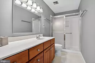 3204 Fox Mill Rd, Oakton, VA 22124 - Photo 18