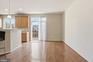 4604 Carisbrooke Ln, Fairfax, VA 22030 - Photo 10