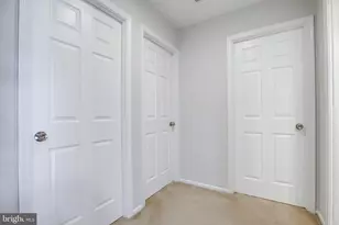 9513 Burdett Rd, Burke, VA 22015 - Photo 16
