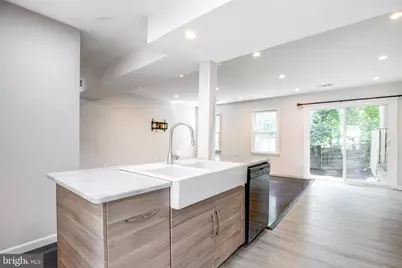 9513 Burdett Road, Burke, VA 22015 - Photo 4