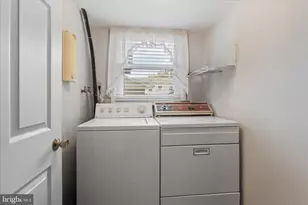 5405 Dunsmore Rd, Alexandria, VA 22315 - Photo 28