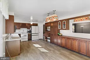 5405 Dunsmore Rd, Alexandria, VA 22315 - Photo 12