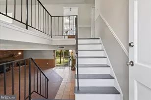 5405 Dunsmore Rd, Alexandria, VA 22315 - Photo 6