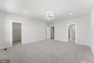 2136 Glacier Rd, Herndon, VA 20170 - Photo 24