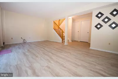 7993 Tyson Oaks Circle, Vienna, VA 22182 - Photo 18