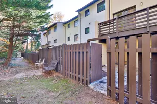 11817 Coopers Ct, Reston, VA 20191 - Photo 50