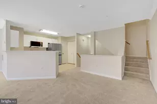 12899 Fair Briar Ln, Fairfax, VA 22033 - Photo 6