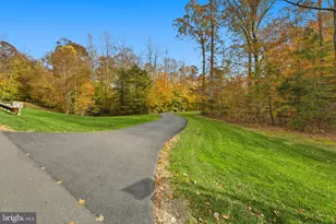 9712 Thorn Bush Dr, Fairfax Station, VA 22039 - Photo 102