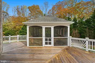 9712 Thorn Bush Dr, Fairfax Station, VA 22039 - Photo 30