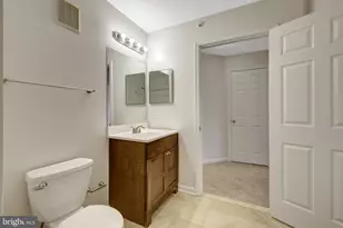 12845 Fair Briar Ln, Fairfax, VA 22033 - Photo 30