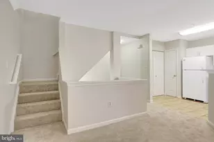 12737 Fair Briar Ln, Fairfax, VA 22033 - Photo 20