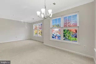 12855 Fair Briar Ln, Fairfax, VA 22033 - Photo 12