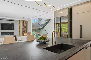 9408 Old Courthouse Rd, Vienna, VA 22182 - Photo 28