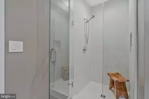 1700 Brookside Ln, Vienna, VA 22182 - Photo 20