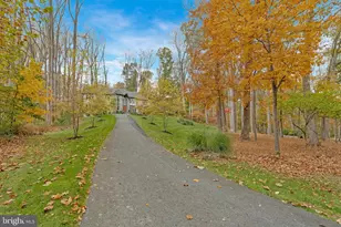 1700 Brookside Ln, Vienna, VA 22182 - Photo 4