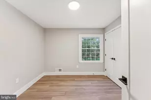 2308 Creek Dr, Alexandria, VA 22308 - Photo 26