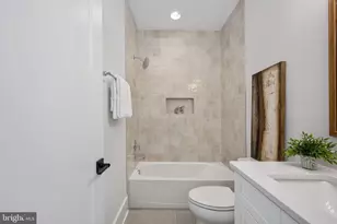 8650 McHenry St, Vienna, VA 22180 - Photo 70