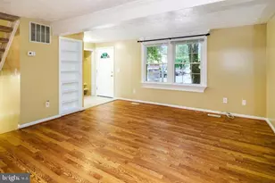 1120 Stevenson Ct, Herndon, VA 20170 - Photo 2