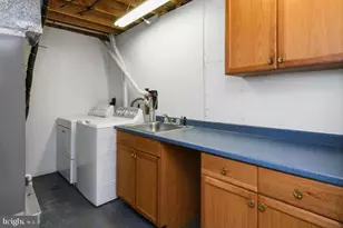 1120 Stevenson Ct, Herndon, VA 20170 - Photo 38