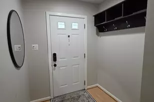 8140 Drayton Ln, Springfield, VA 22151 - Photo 6