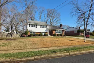 8140 Drayton Ln, Springfield, VA 22151 - Photo 1