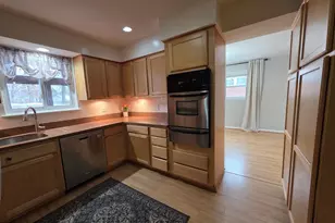 8140 Drayton Ln, Springfield, VA 22151 - Photo 32