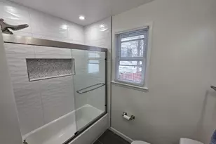 8140 Drayton Ln, Springfield, VA 22151 - Photo 70