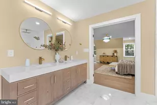 10333 Hickory Forest Dr, Oakton, VA 22124 - Photo 24