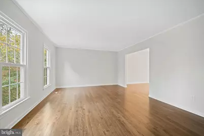 915 Welham Green Road, Great Falls, VA 22066 - Photo 14