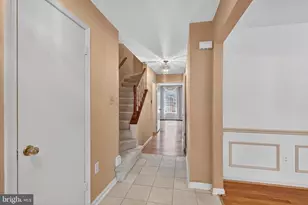 7416 Hallcrest, McLean, VA 22102 - Photo 2
