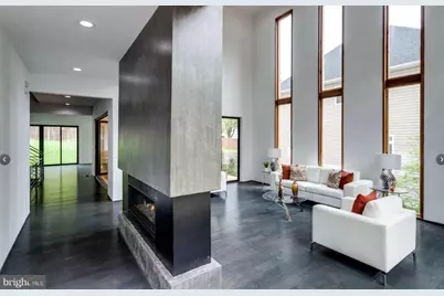 8313 Syracuse Circle, Vienna, VA 22180 - Photo 4