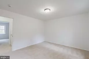 7619 Tiverton Dr, Springfield, VA 22152 - Photo 16