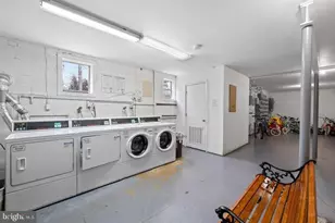 212 Park Terrace Ct SE, Vienna, VA 22180 - Photo 24