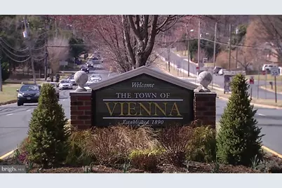 212 Park Terrace Court SE #72, Vienna, VA 22180 - Photo 30