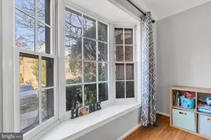 6057 Crown Royal Cir, Alexandria, VA 22310 - Photo 6