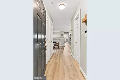 12213 Fairfield House Drive #506B, Fairfax, VA 22033 - Photo 4