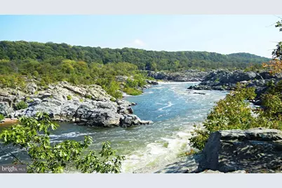 9113 Jeffery Road, Great Falls, VA 22066 - Photo 18