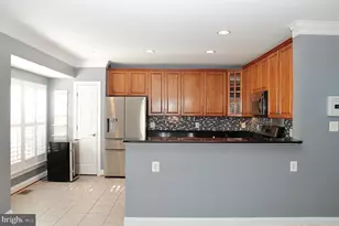 3335 Wilton Crest Ct, Alexandria, VA 22310 - Photo 12