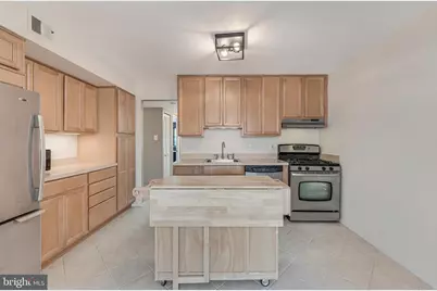 1623 Parkcrest Circle #9B/300, Reston, VA 20190 - Photo 12