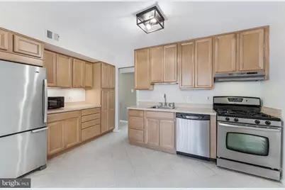 1623 Parkcrest Circle #9B/300, Reston, VA 20190 - Photo 14