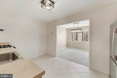 1623 Parkcrest Circle #9B/300, Reston, VA 20190 - Photo 16