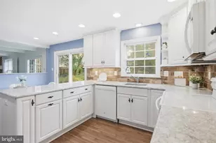 9109 Parliament Dr, Burke, VA 22015 - Photo 20