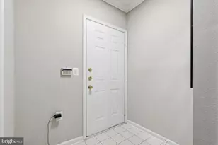 13110 Marcey Creek Rd, Herndon, VA 20171 - Photo 4