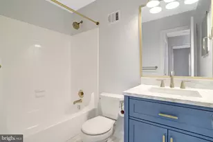 6576 Yadkin Ct, Alexandria, VA 22310 - Photo 14